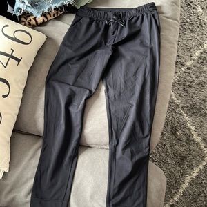 Size 2 lululemon joggers
